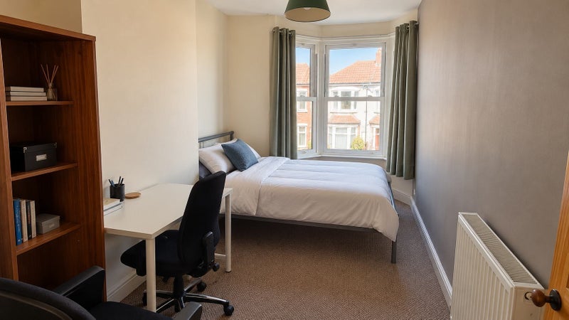 Room Doone Road in Bristol