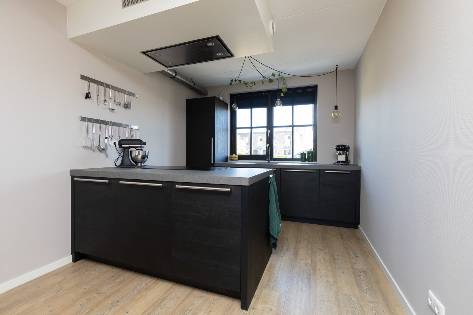 Tussenwoning te koop: Evert Egbertsstraat 82, Sneek