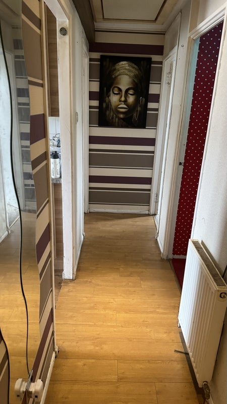 Room Vaila Street in Glasgow