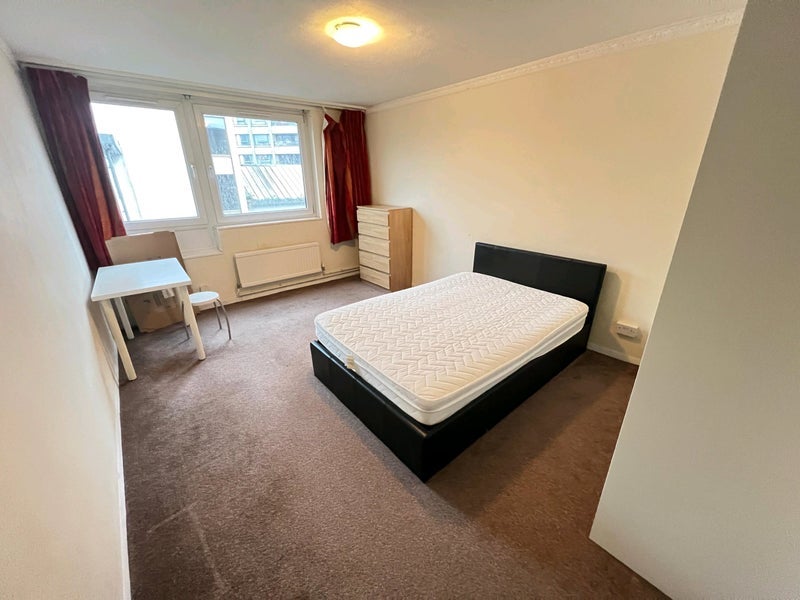 Room Rainhill Way in Greater London