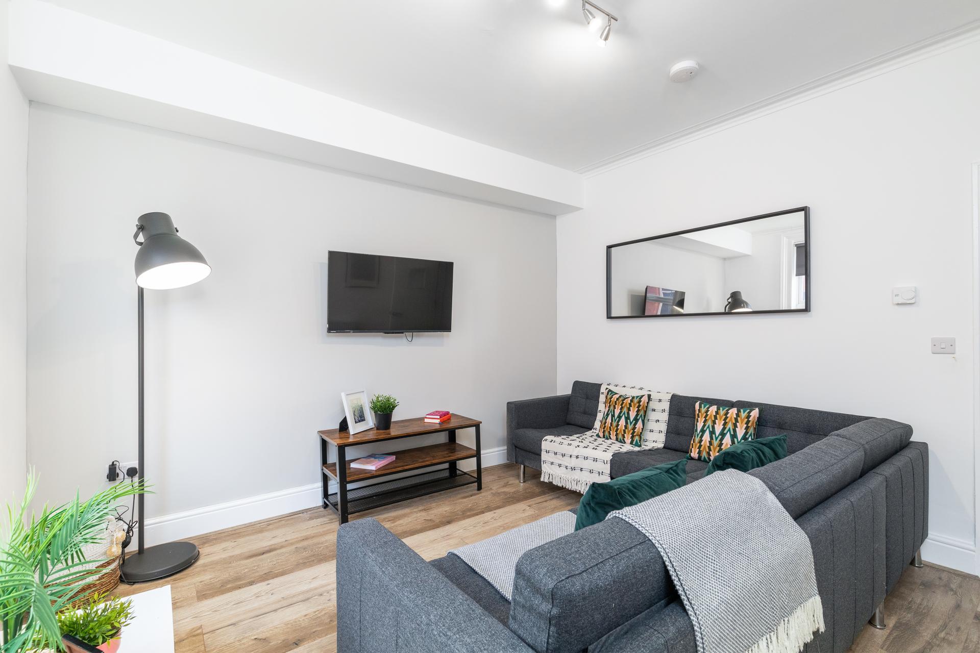 Flat Beamsley Mount in Leeds
