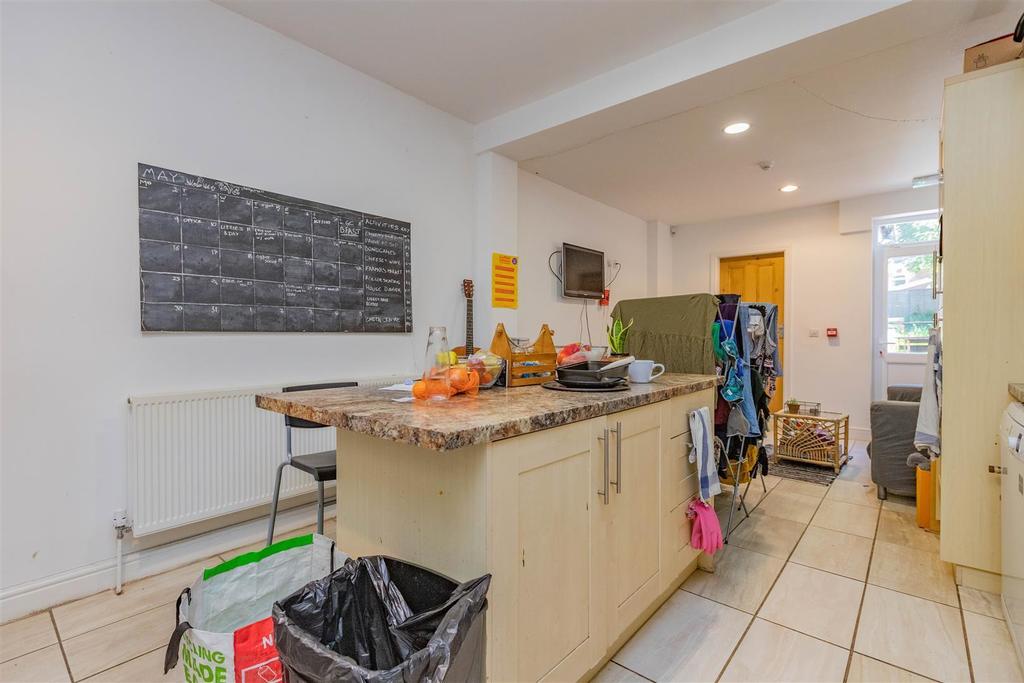 Flat Dawlish Road in Birmingham