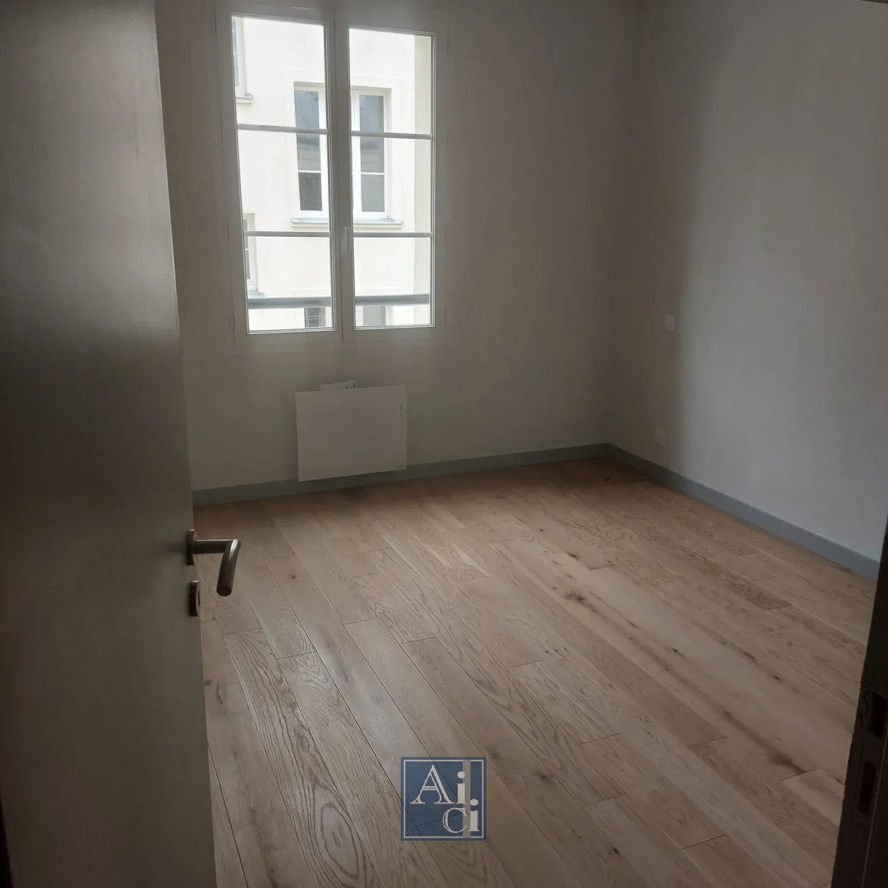 Flat Rue Saint-Maur in Paris