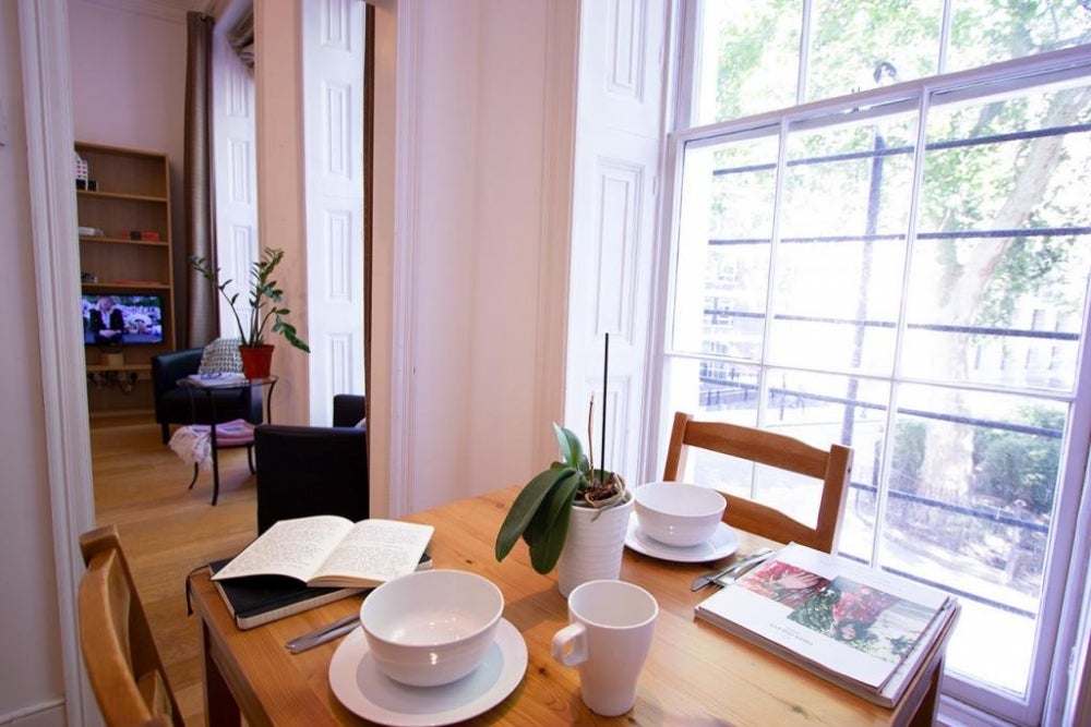 Flat Cartwright Gardens in Greater London