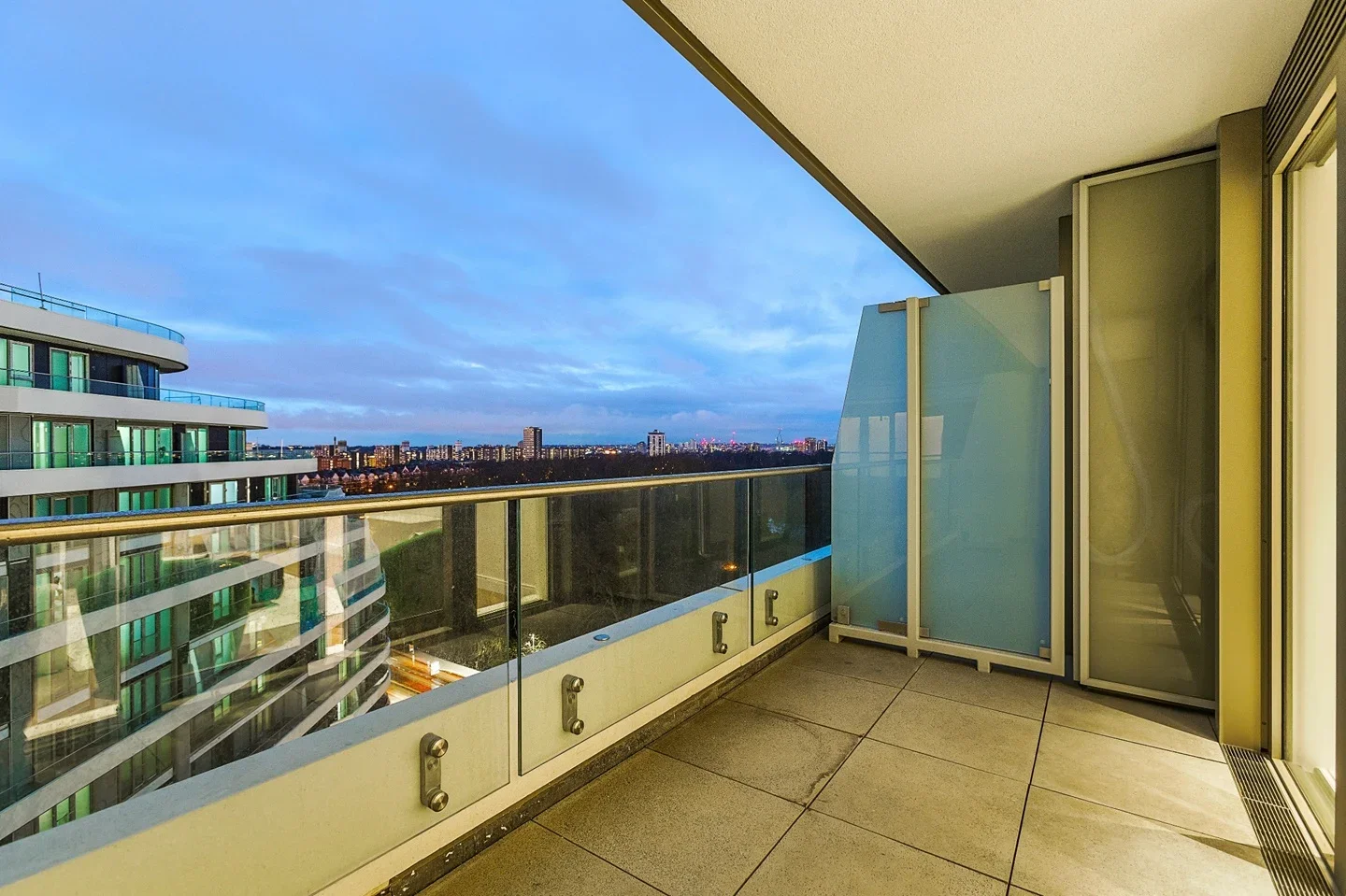 Flat Sopwith Way in Greater London