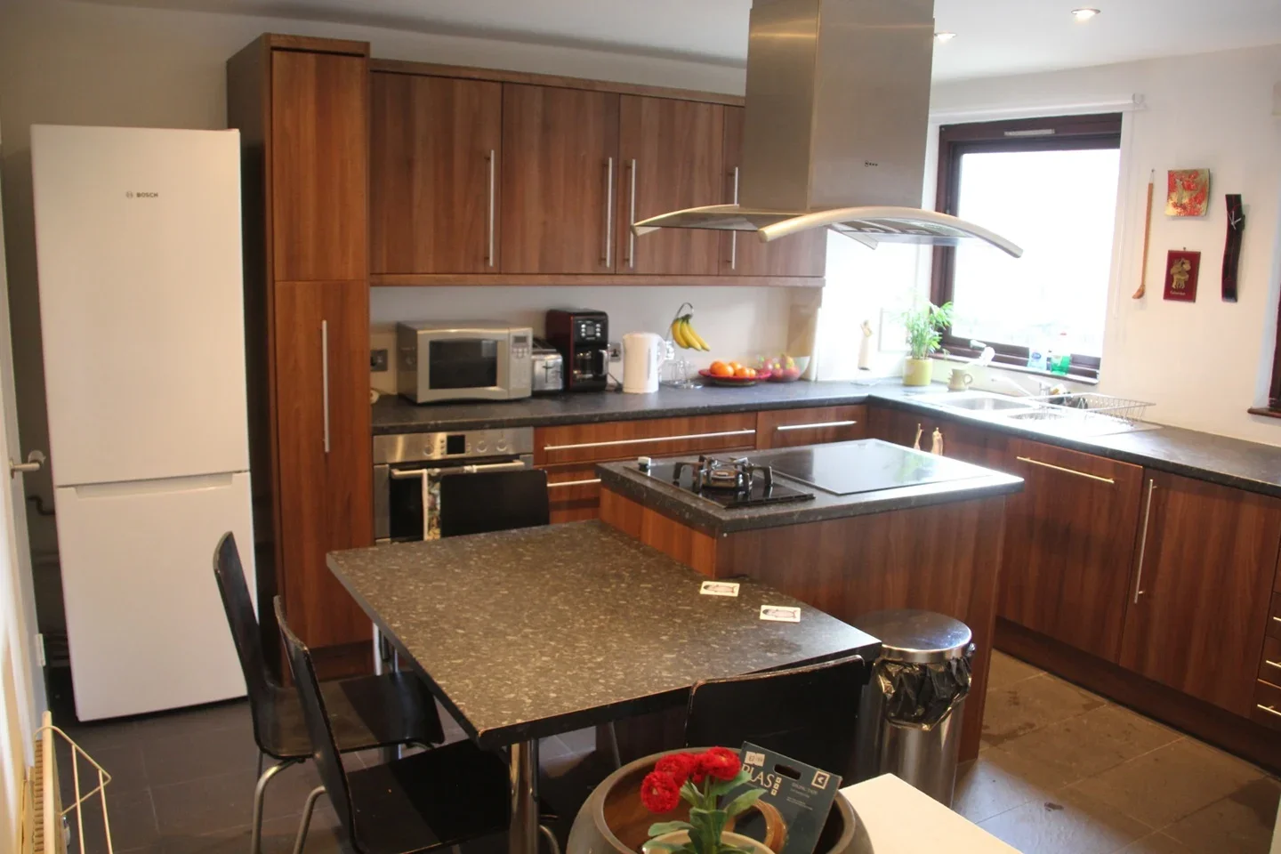 Room Willington Road in Greater London