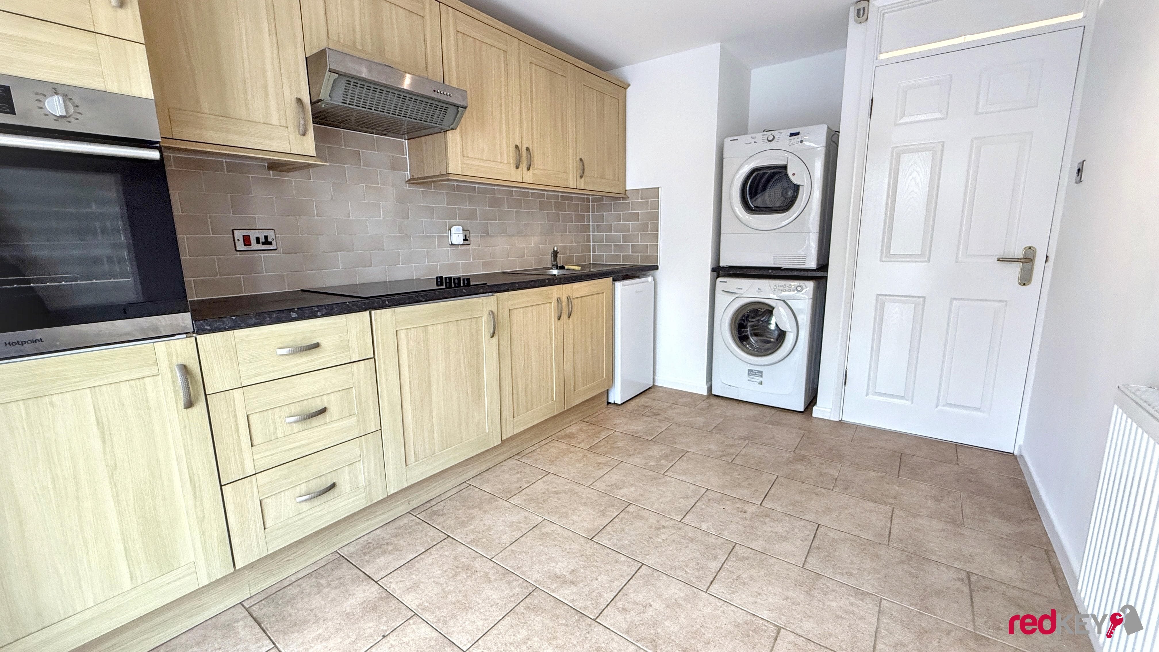 House Westmoor Close in Newport