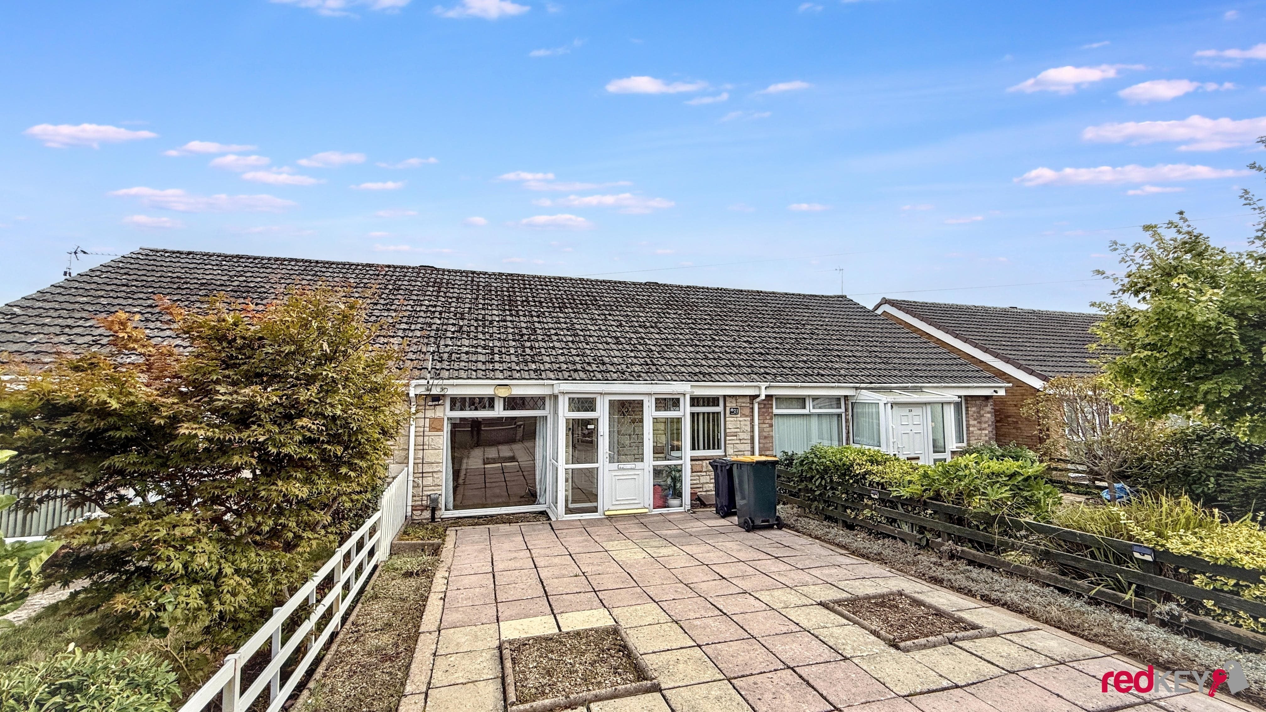 House Westmoor Close in Newport
