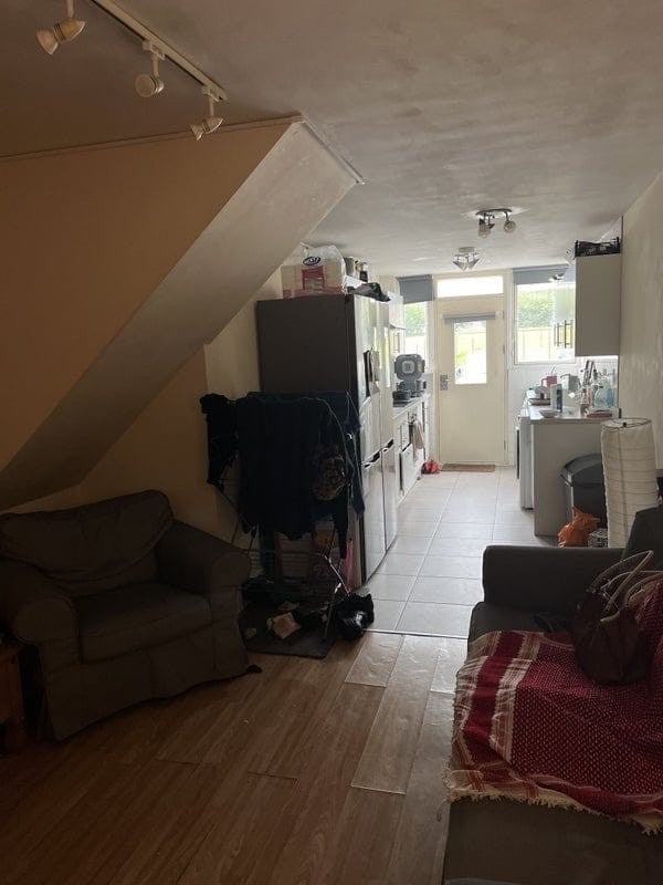 Room Lucey Road in Greater London