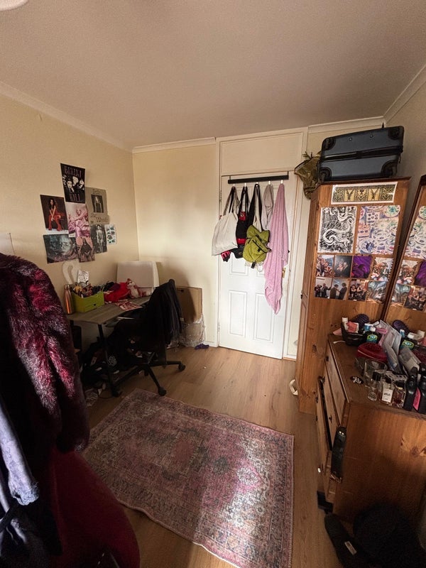 Room Lucey Road in Greater London