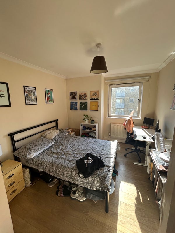 Room George Row in Greater London
