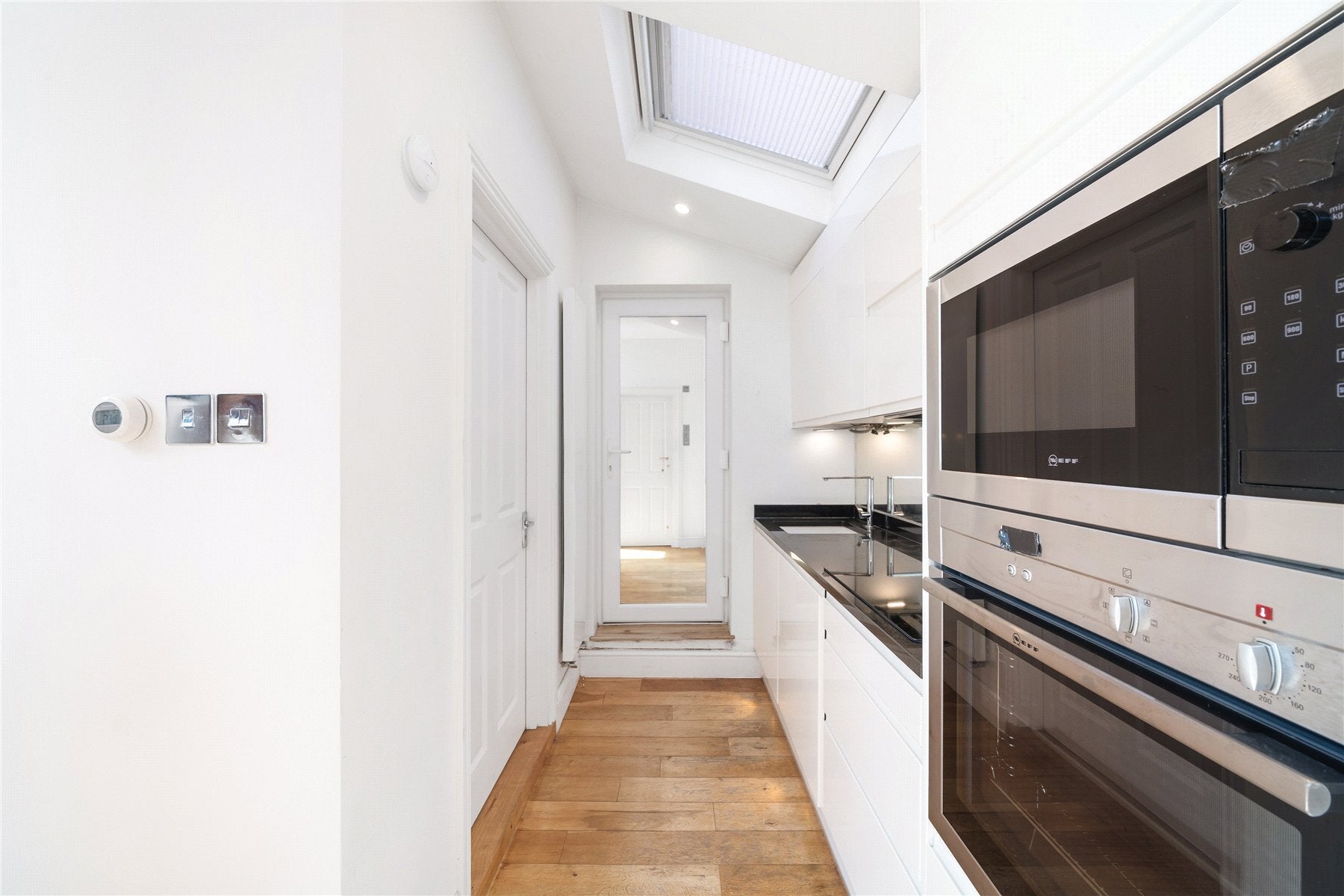 Flat Ongar Road in Greater London