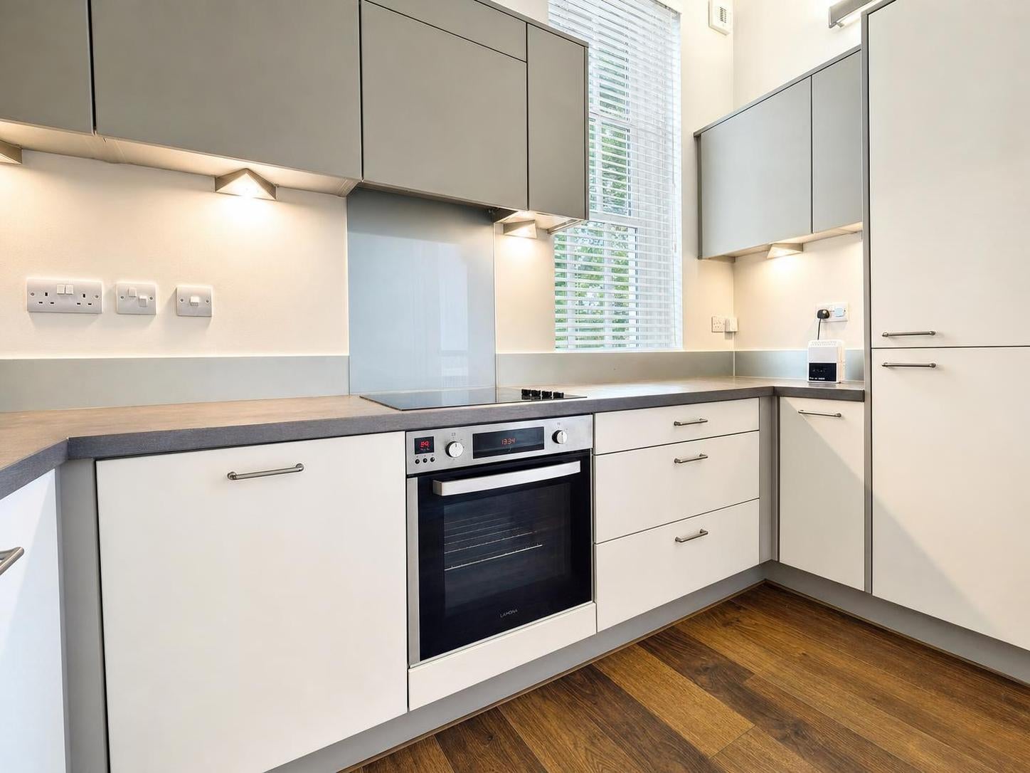 Flat Pastoral Way in Brentwood