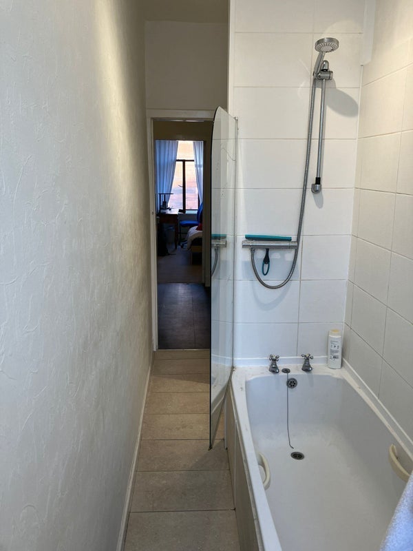 Room Kennoway Drive in Glasgow