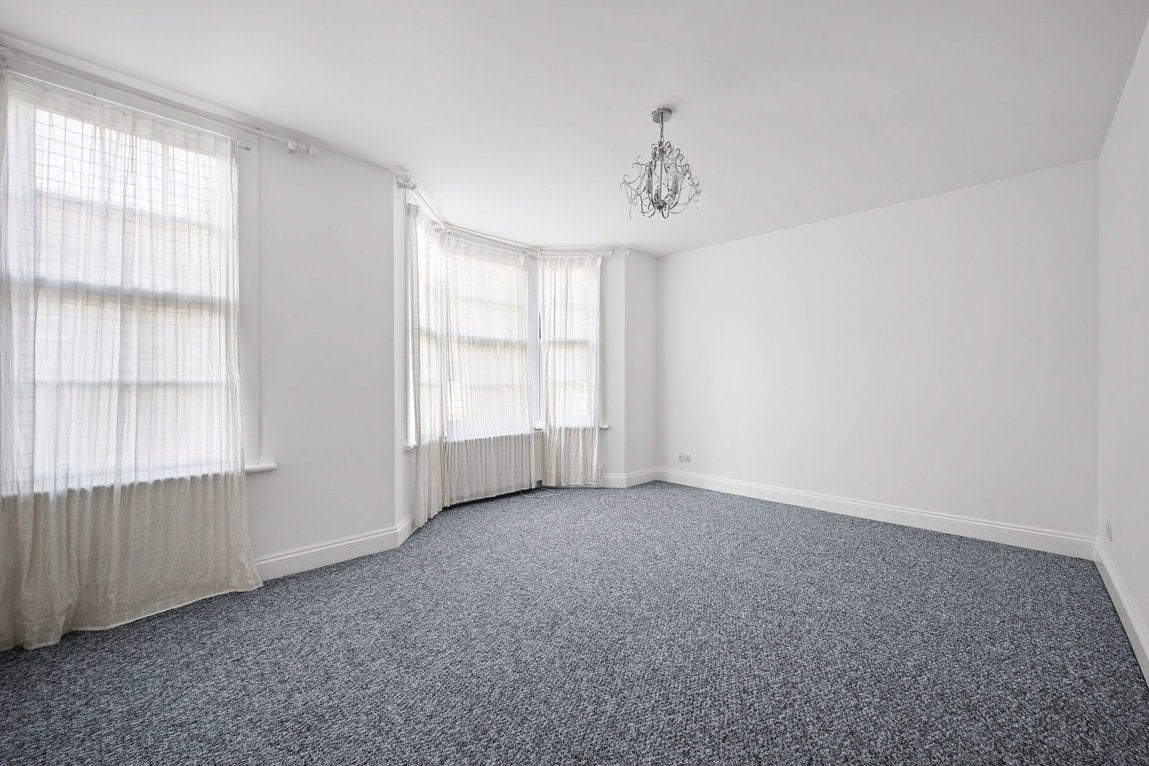 Flat John Ruskin Street in Greater London
