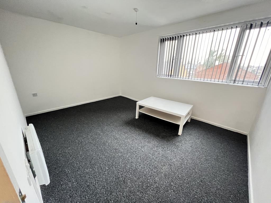 Flat Compton Road in Coventry