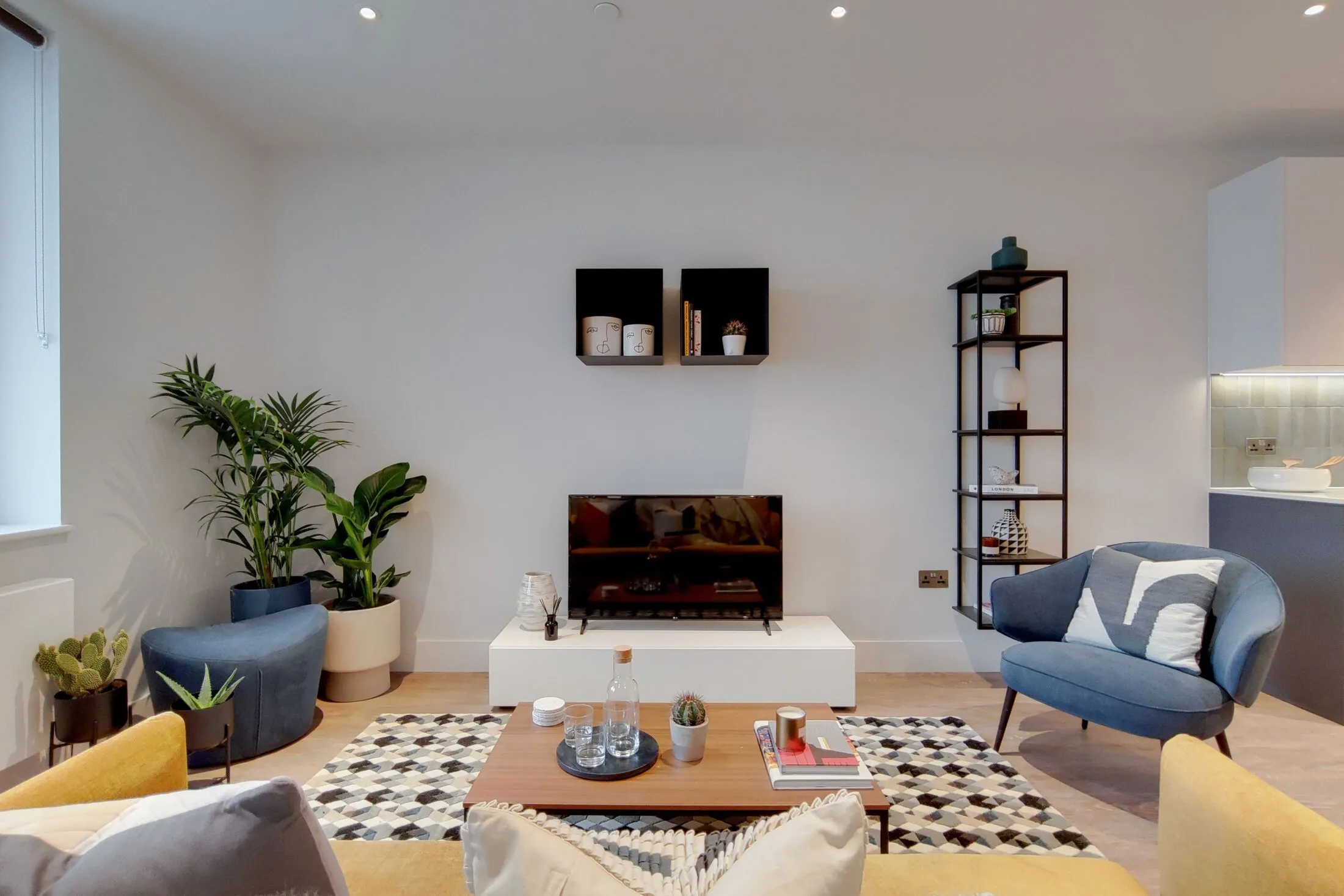 Flat High Road Wembley in Greater London