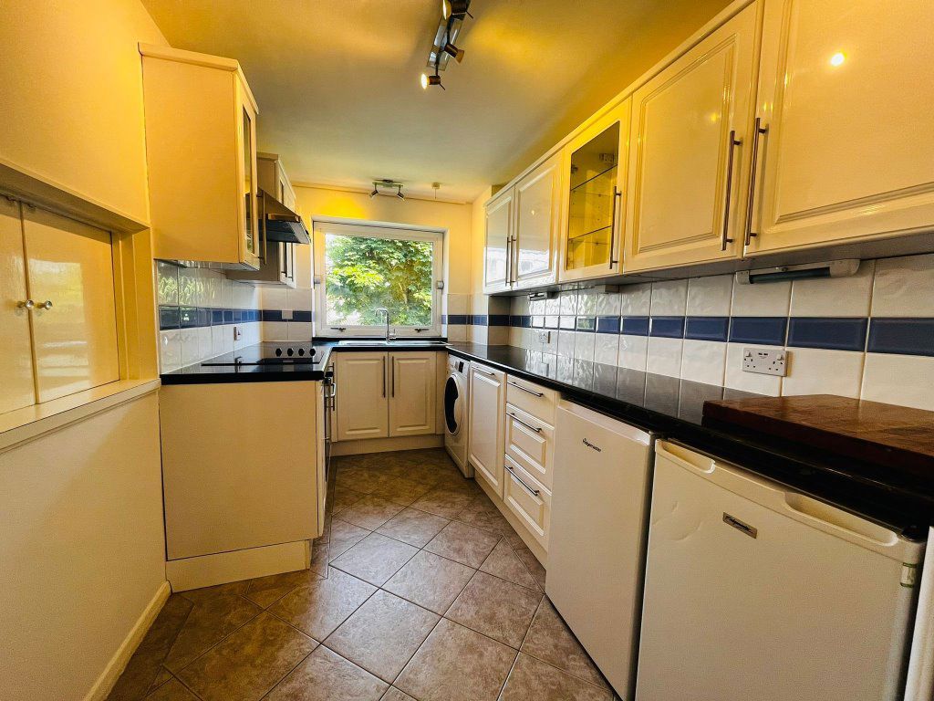 Flat Greenhill in Epping Forest