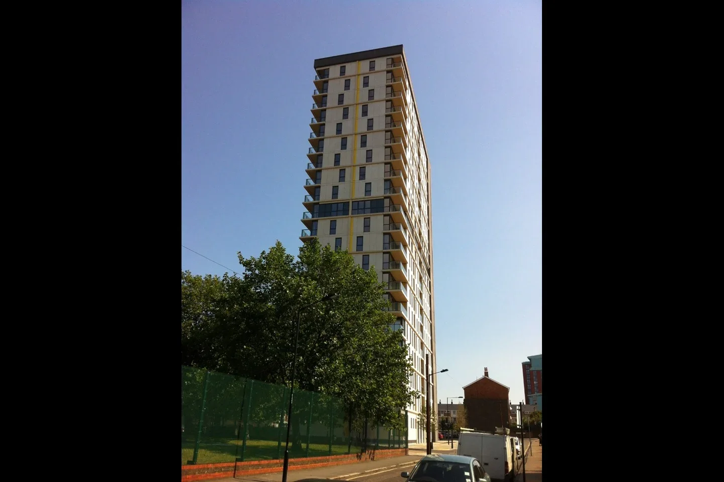 Flat Hay Currie Street in Greater London
