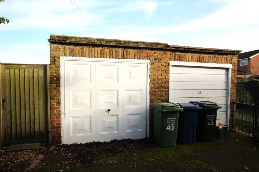 Flat Narcot Lane in Chalfont St Giles