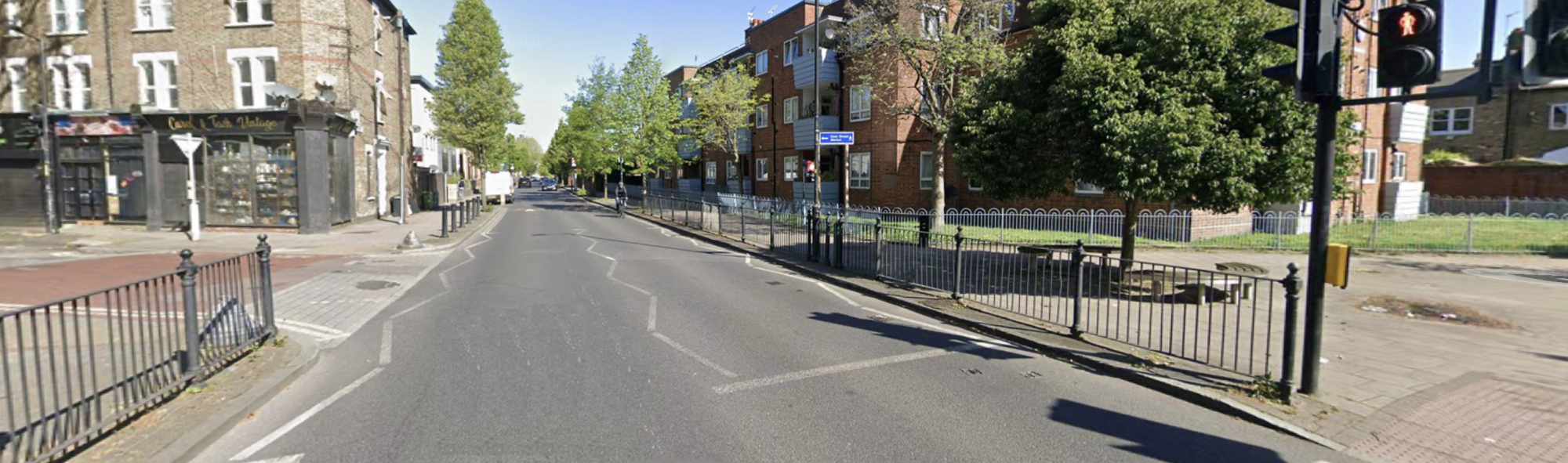 Flat Hillingdon Street in Greater London