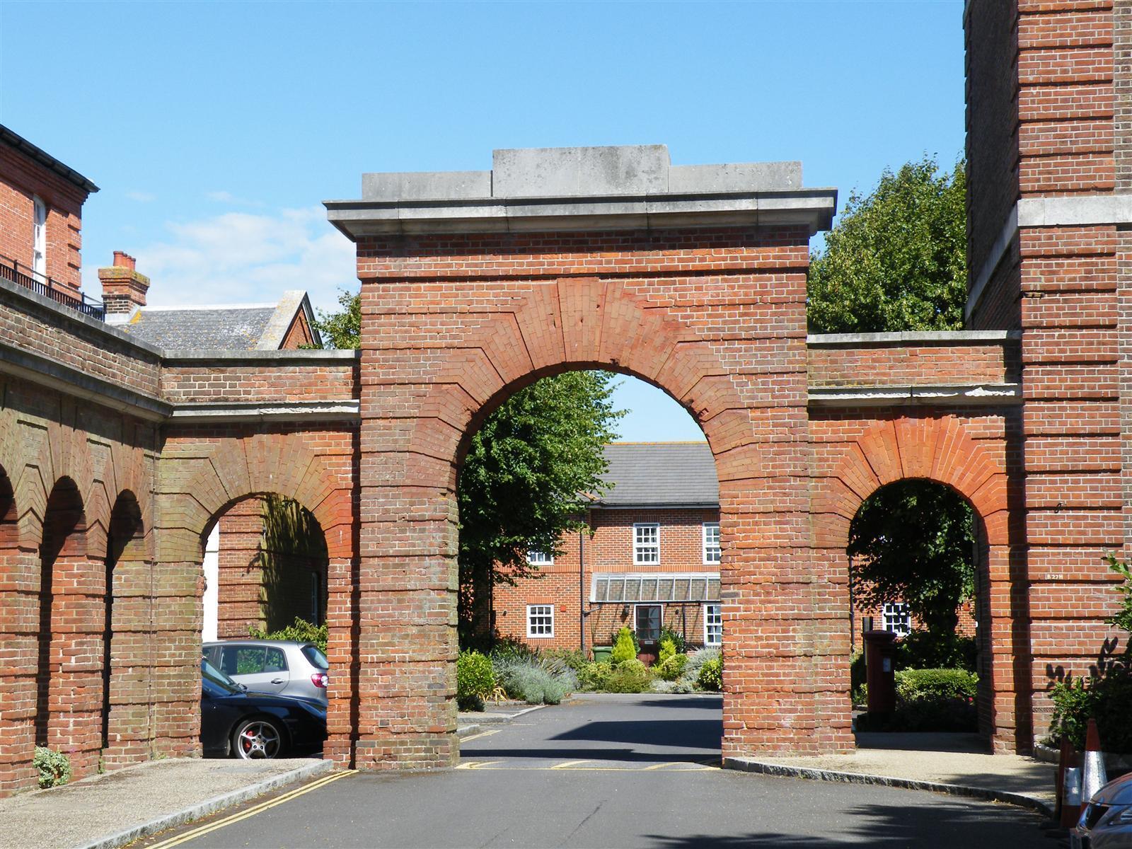 Flat Clocktower Drive in Portsmouth
