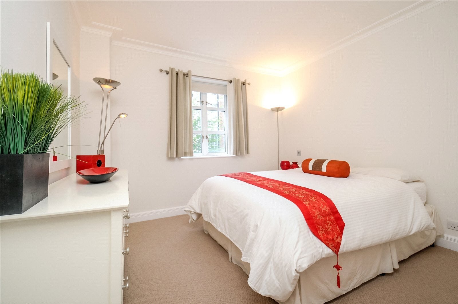 Flat Devonshire Place in Greater London