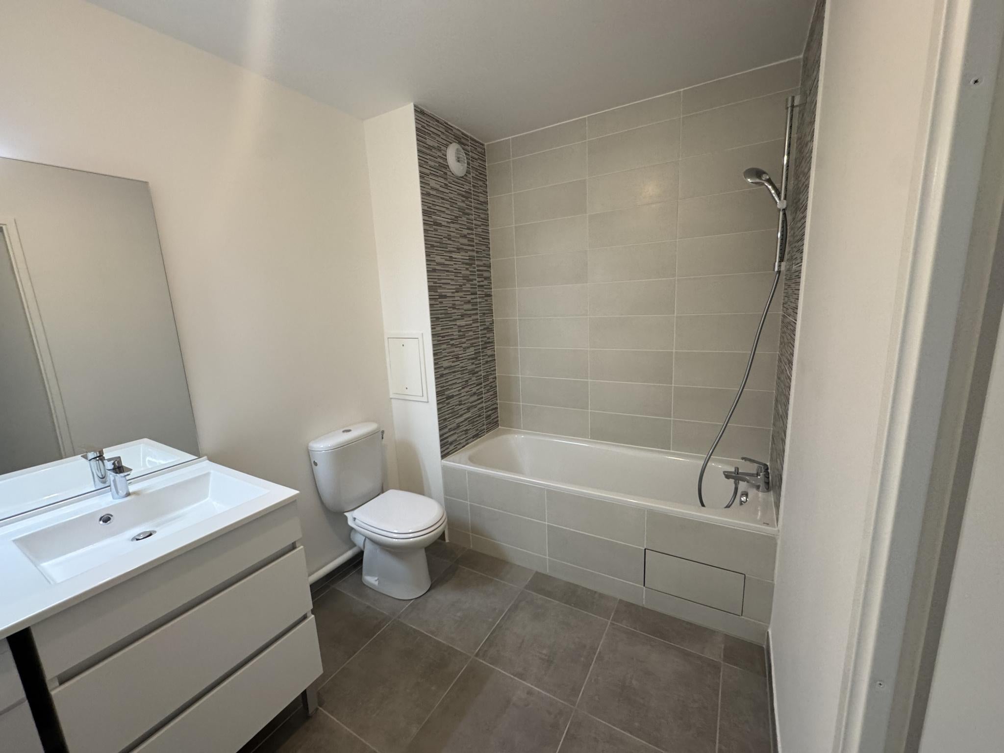 Flat Rue des Closeaux in Voisenon