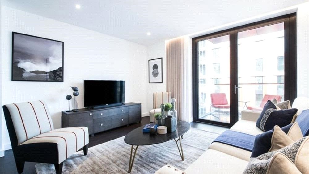 Flat Pascal Square in Greater London