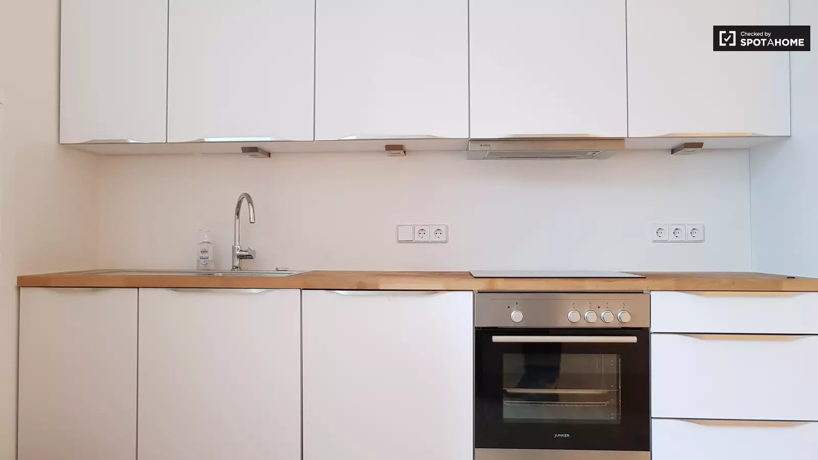 Wohnung Heinrich-Roller-Straße in Berlin