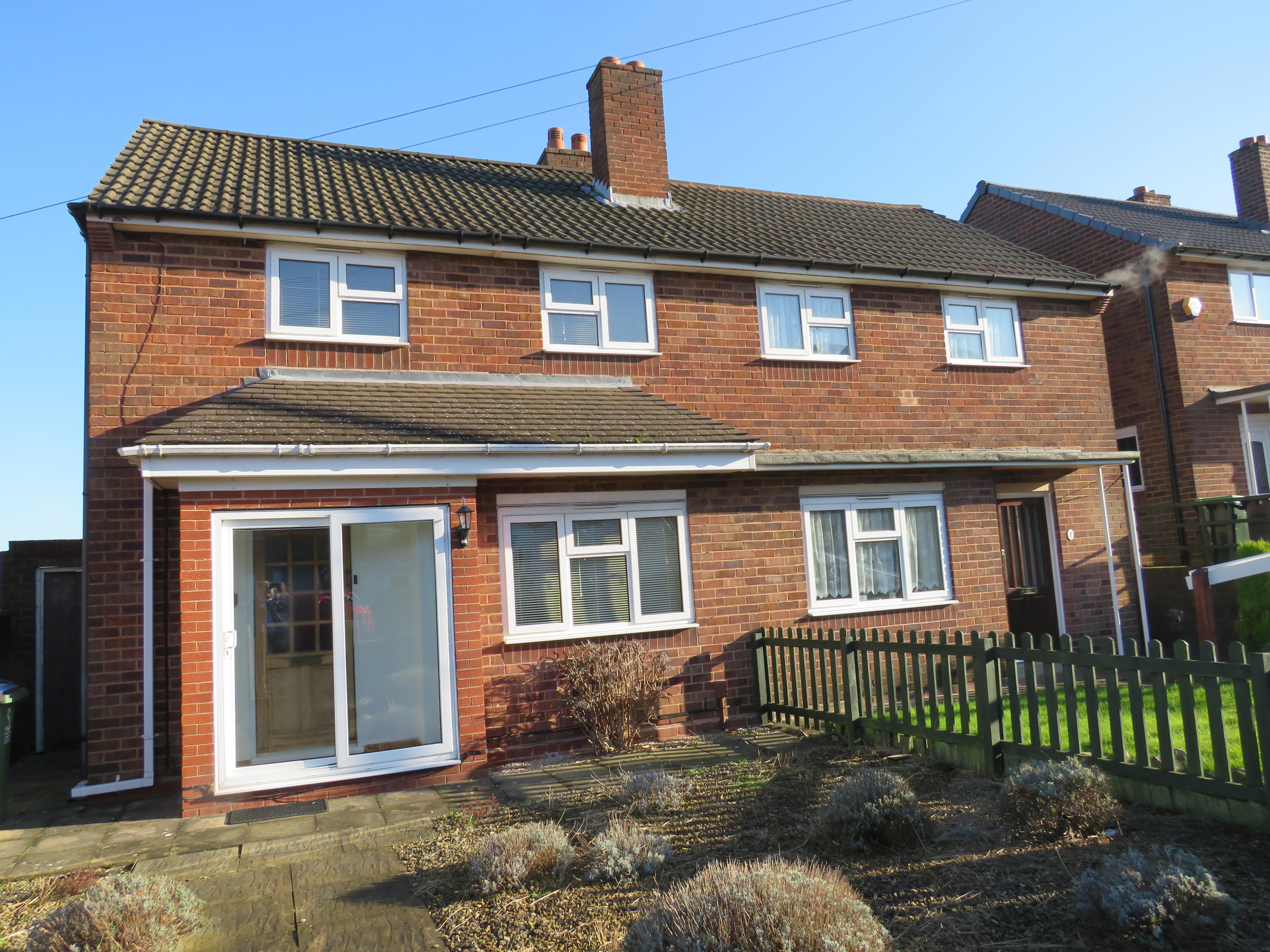 Flat California Road in Sandwell