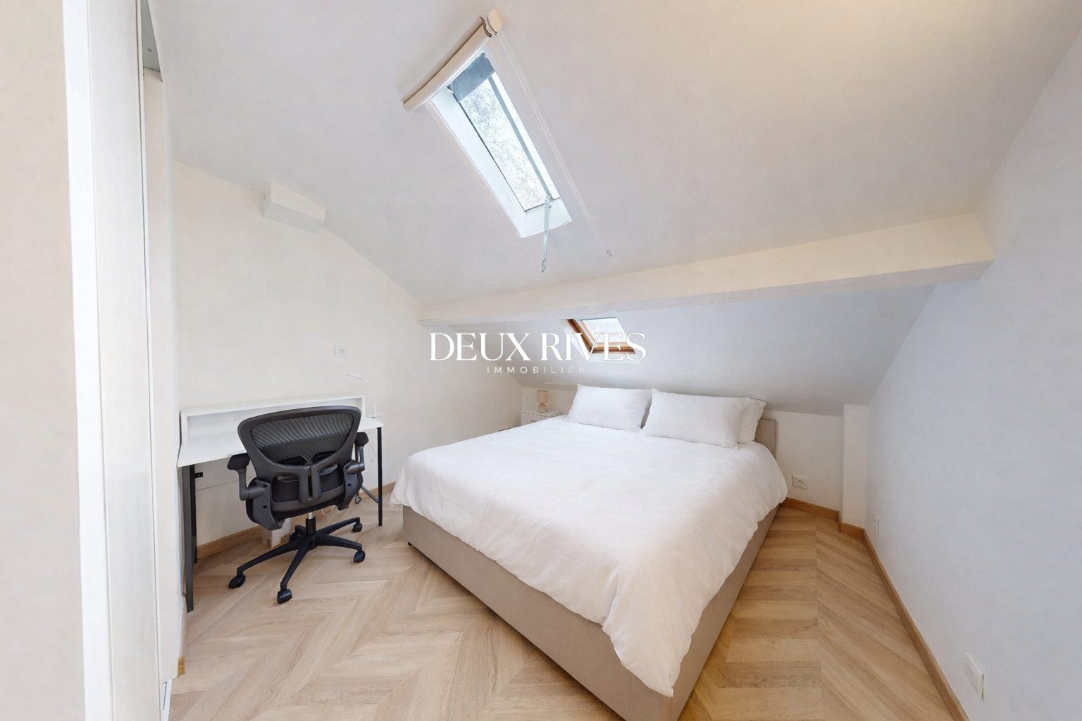 Flat Place Saint-Similien in Nantes