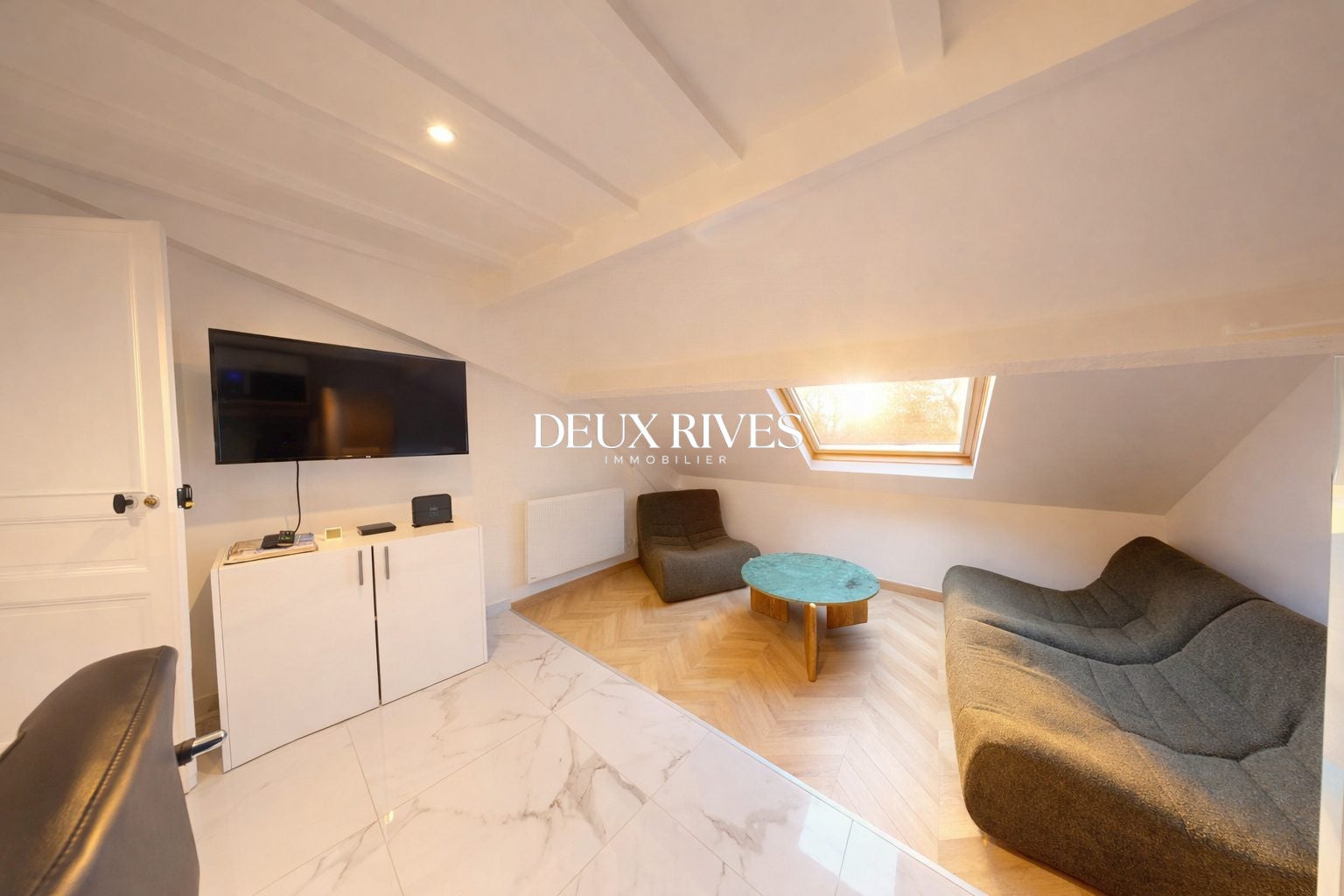 Flat Place Saint-Similien in Nantes