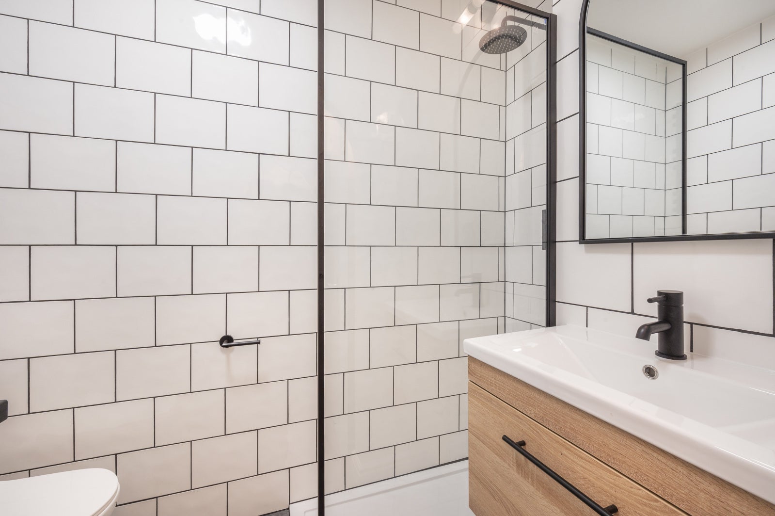 Flat Pembridge Gardens in Greater London