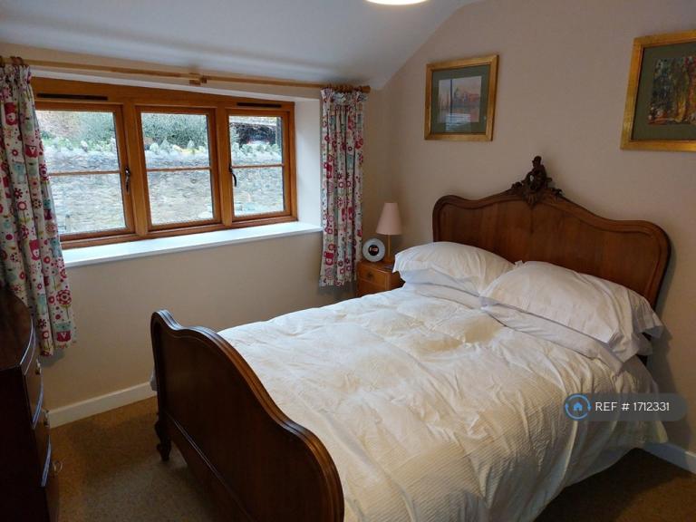 Room Pomewater Lane in Spaxton