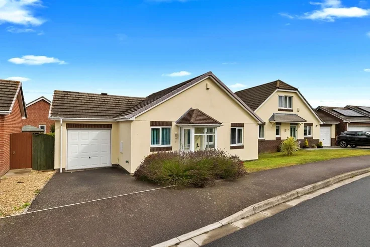 House Baldwin Drive in West Devon