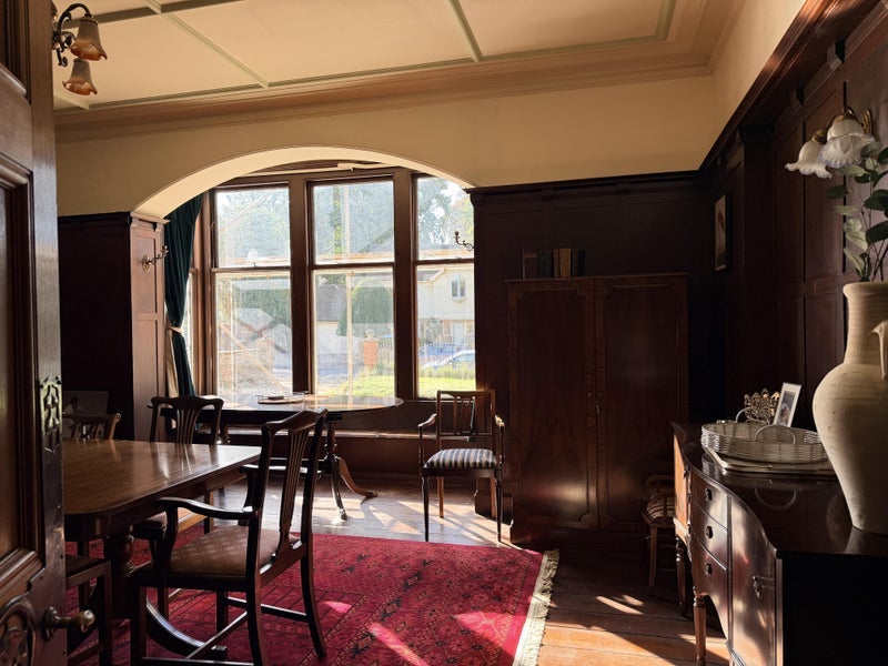 Room Gresham Court in Ipswich