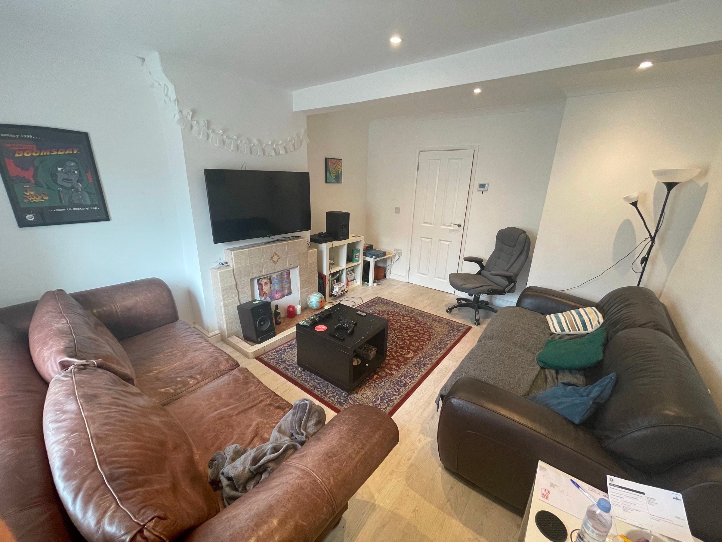 House Woodcote Walk in Bristol