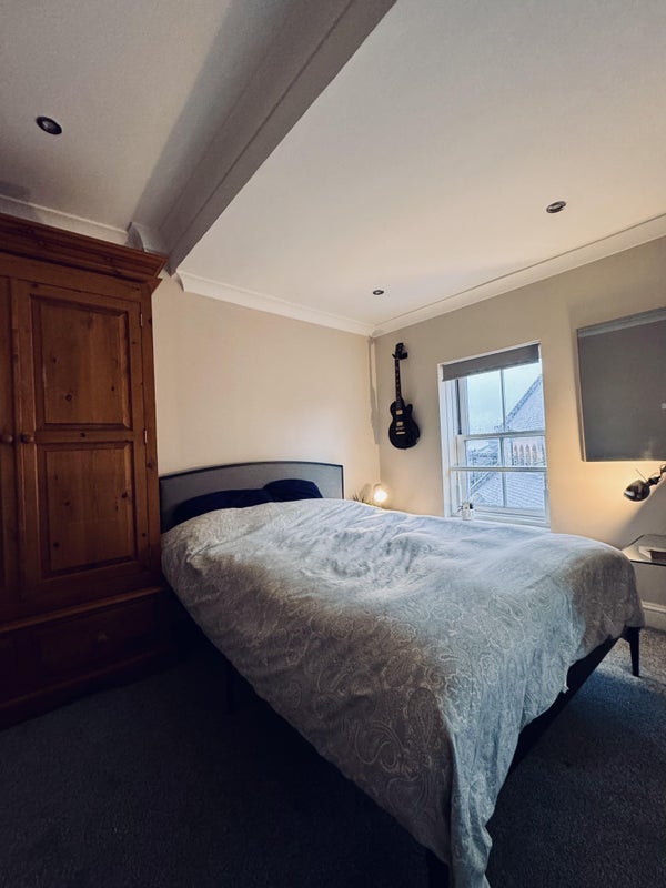 Room Church Road in Greater London
