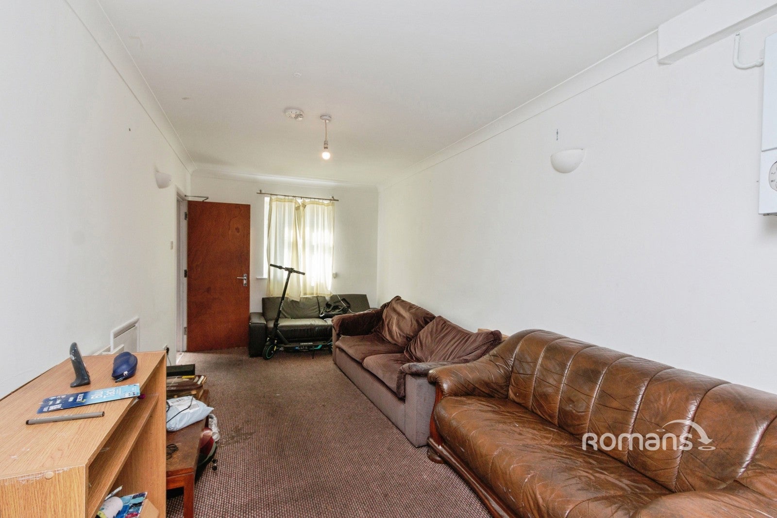 Room Stoke Hills in Farnham