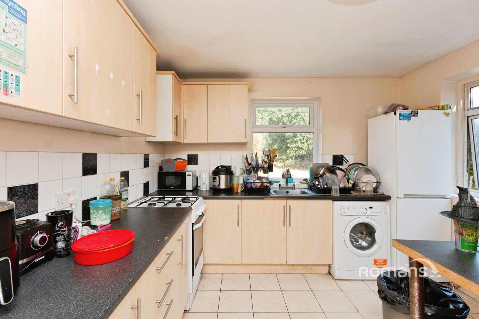 Room Stoke Hills in Farnham