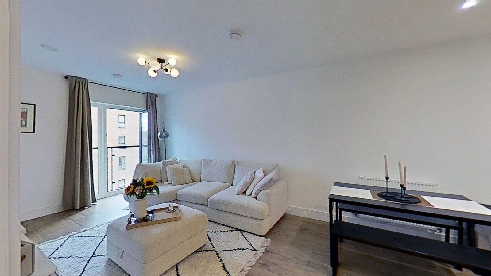 Flat Victoria Quay in City of Edinburgh