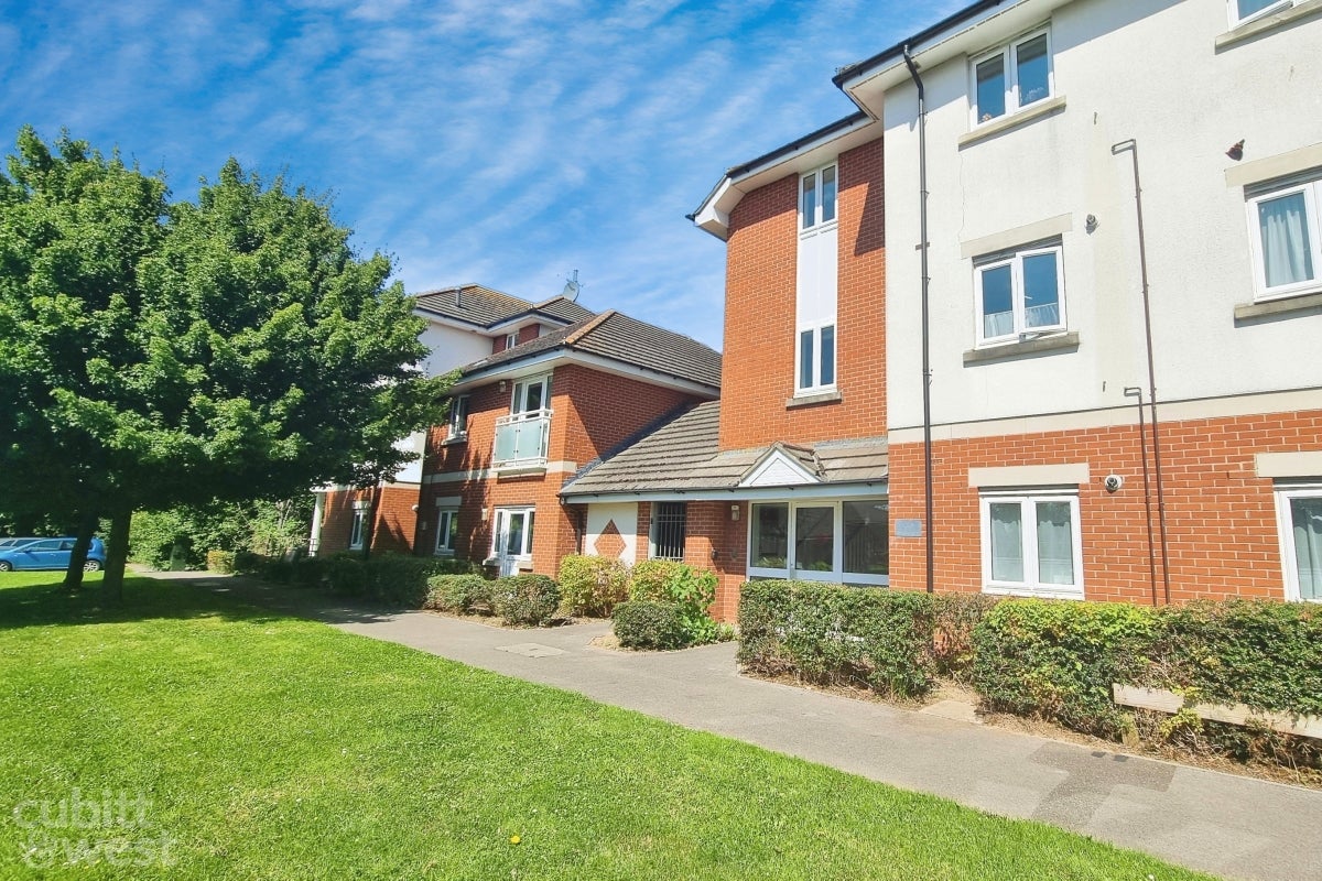 Flat Southgate in Chichester