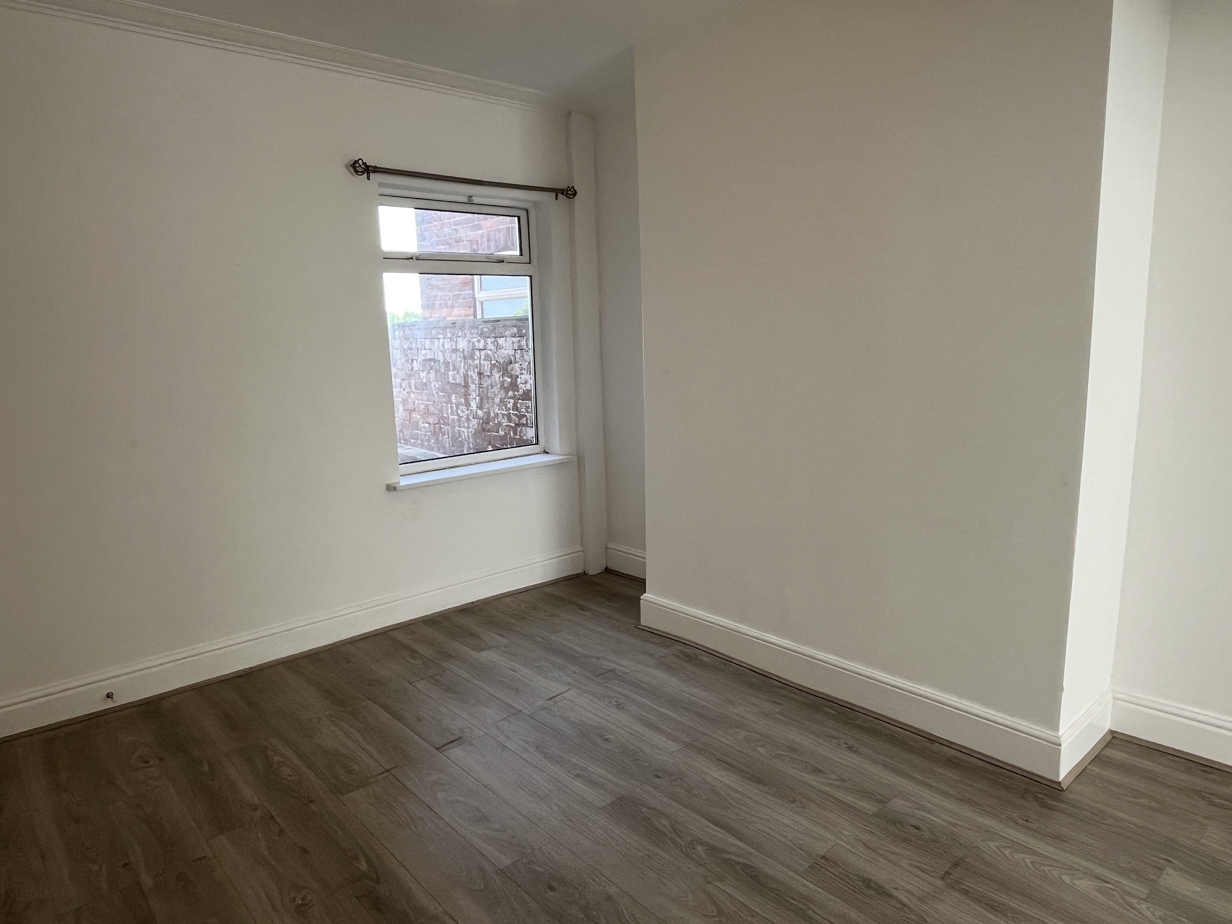 House Springwell Lane in Doncaster