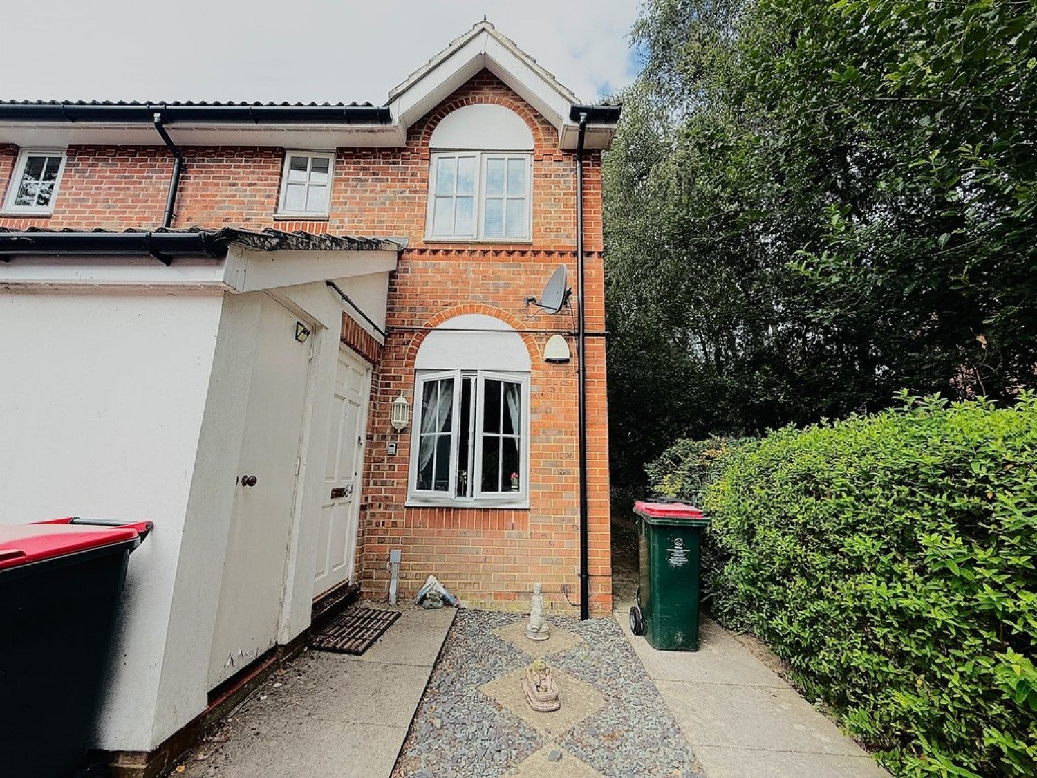 House Goddard Close in Crawley