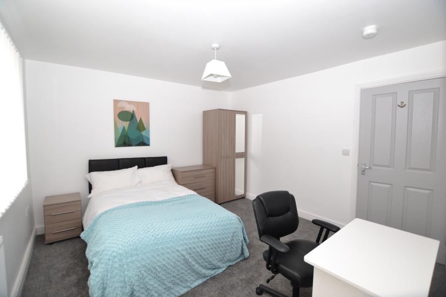 House Mundy Close in Derby