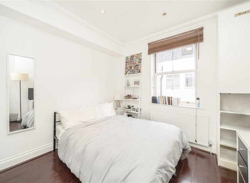 Flat Gloucester Terrace in City of Westminster