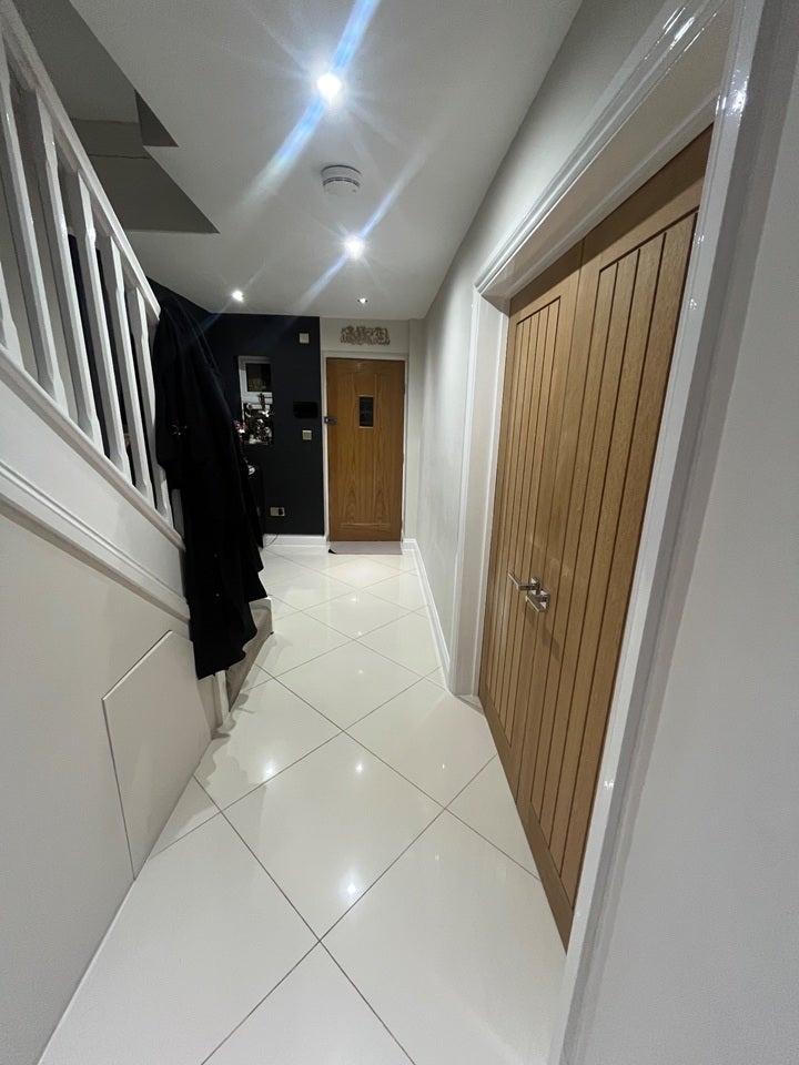 House Sycamore Close in Greater London