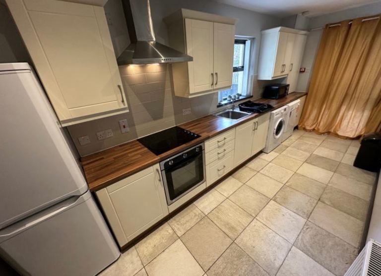 Flat Brookvale Avenue in Belfast
