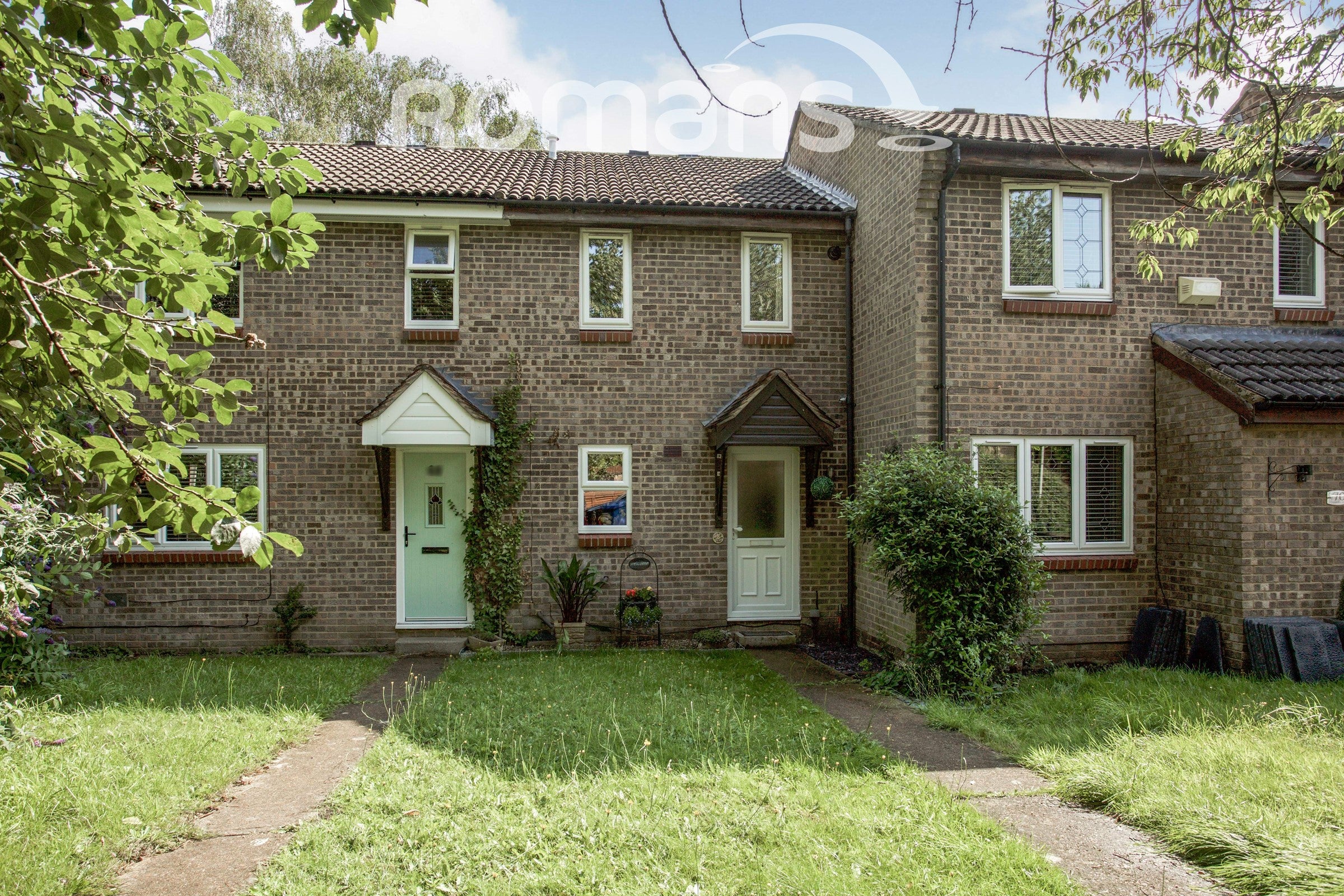 House Chisbury Close in Winkfield